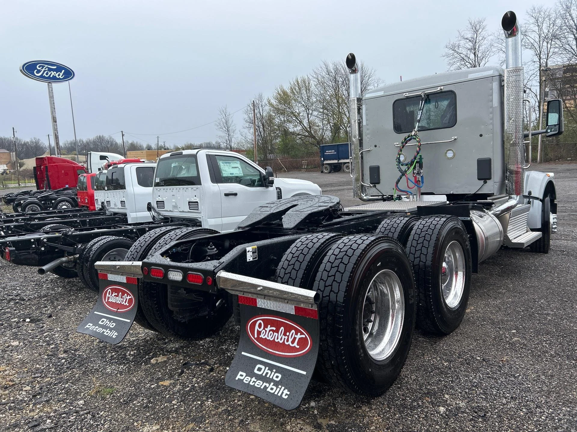 2027 Peterbilt 567 in Youngstown, OH — photo 3