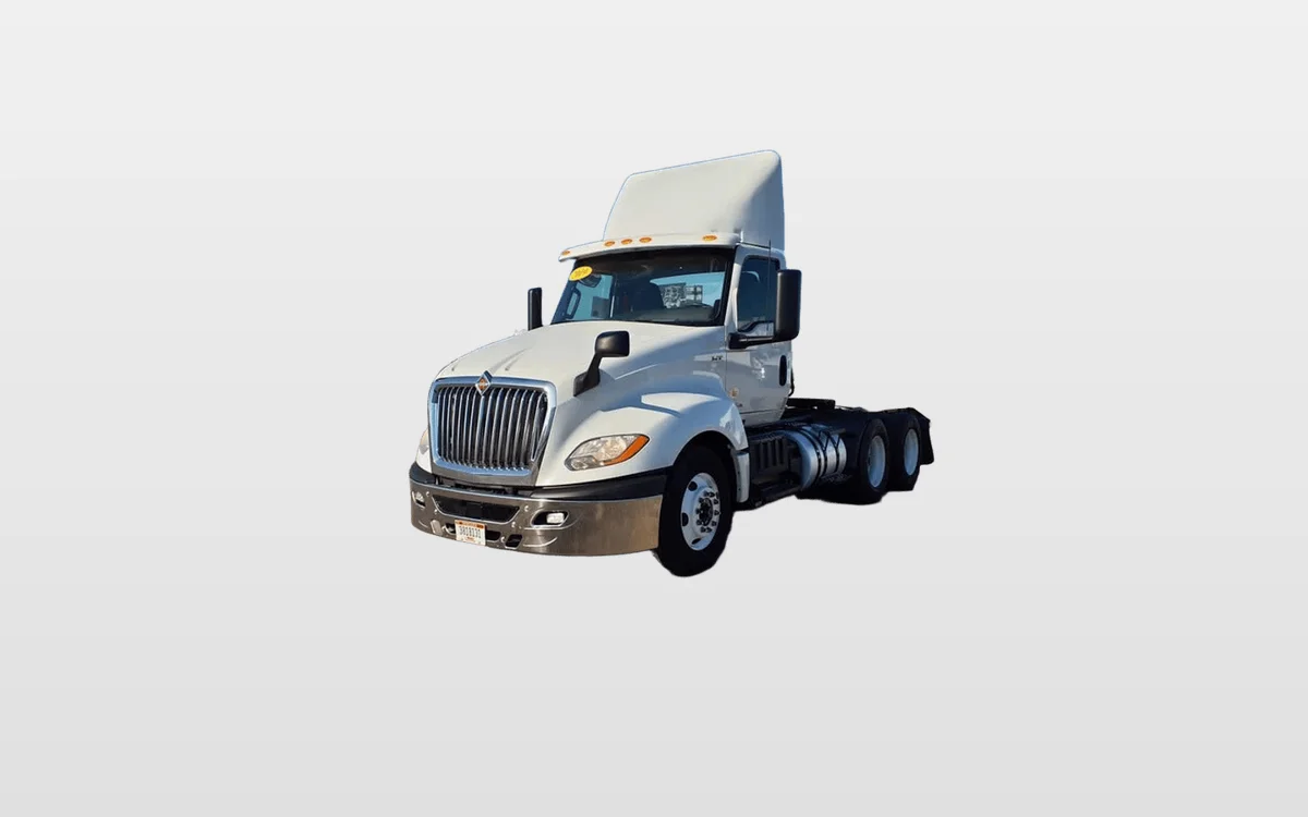 2019 International - image 1