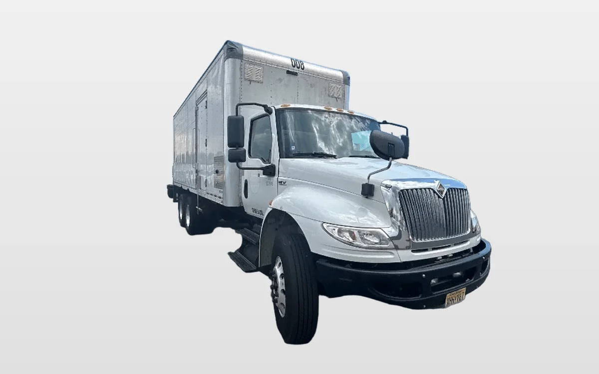 2020 International MV - image 1