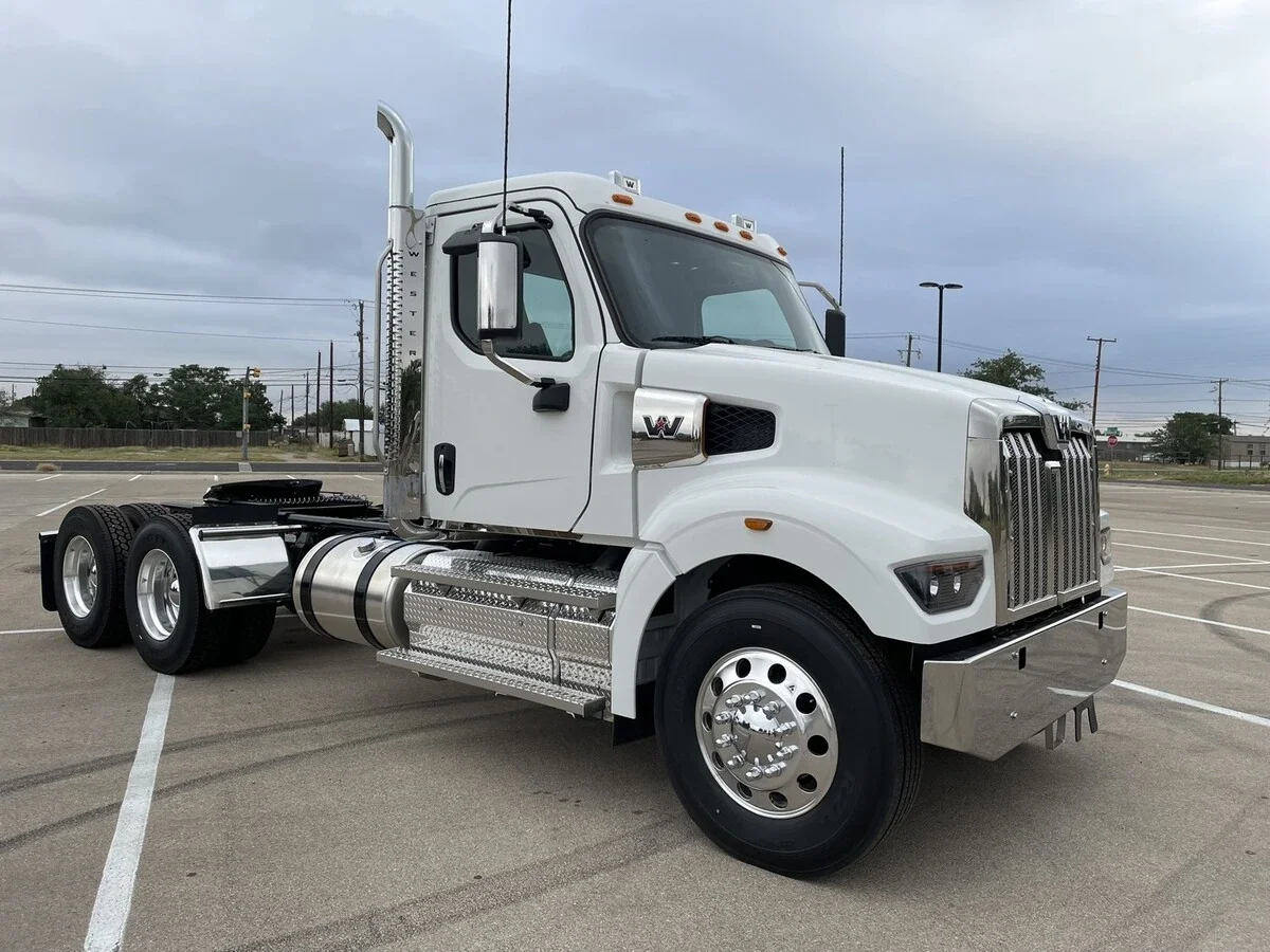 2027 Western Star 49X — photo 6