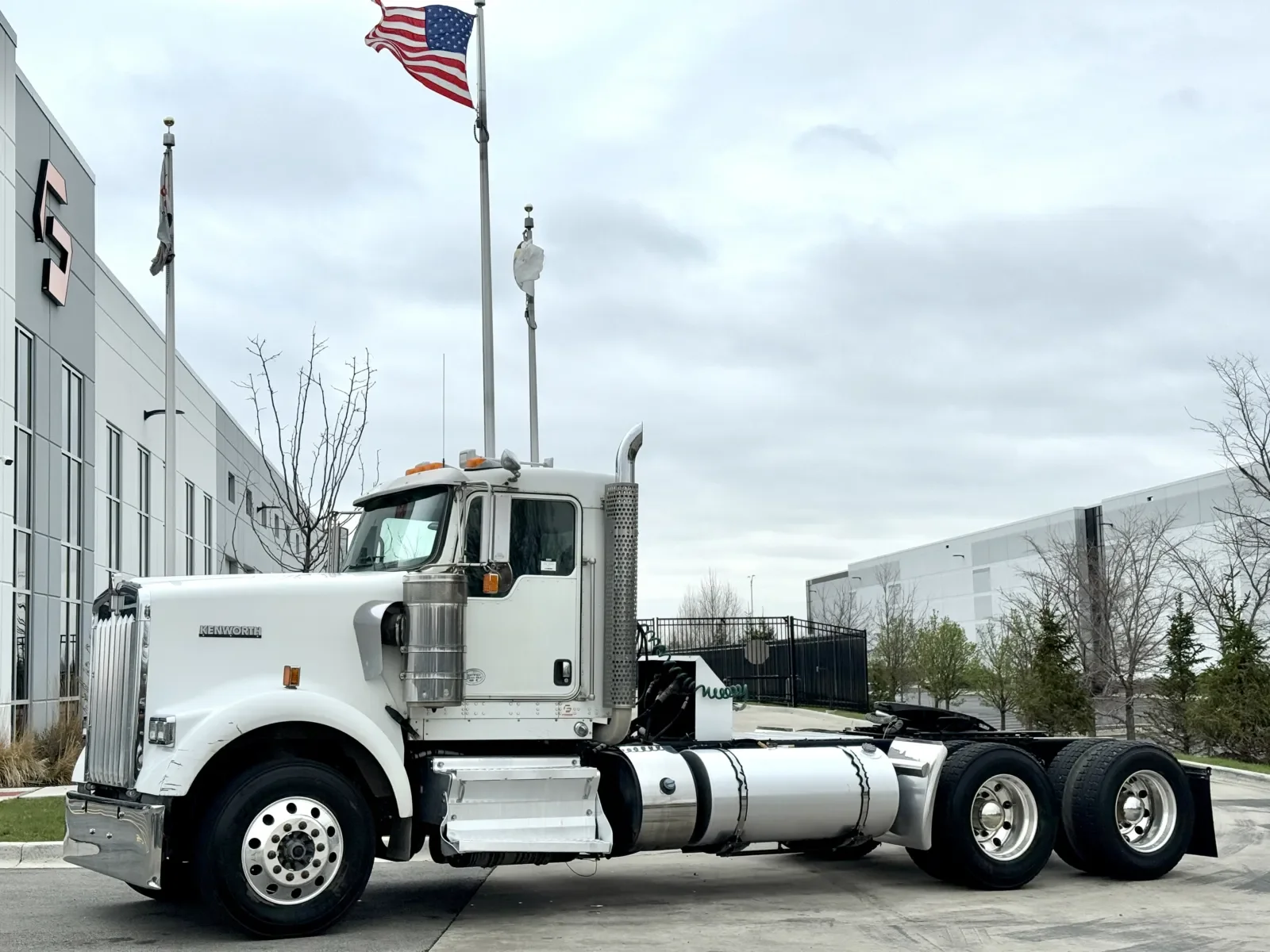 2015 Kenworth W900 in New Lenox, IL