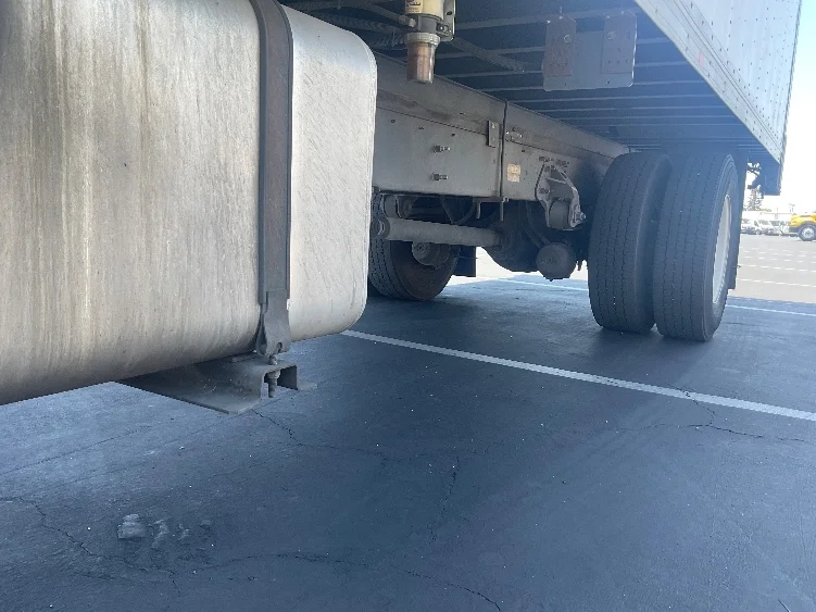 2020 Hino 268 in Torrance, CA — photo 5