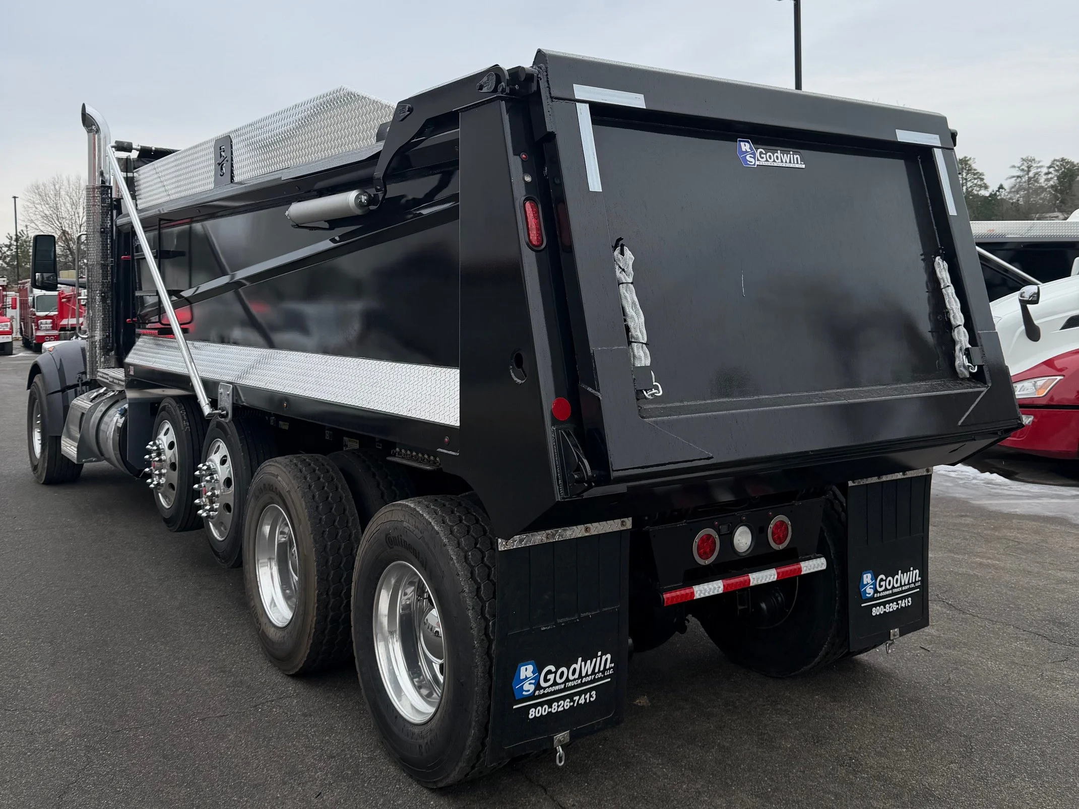 2026 Peterbilt 567 in Greensboro, NC — photo 3