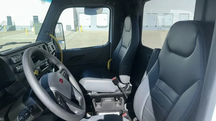 2026 Peterbilt 548 - image 12