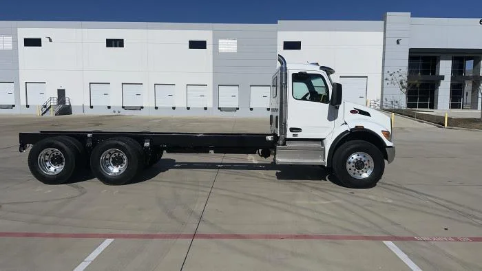 2026 Peterbilt 548 - image 4