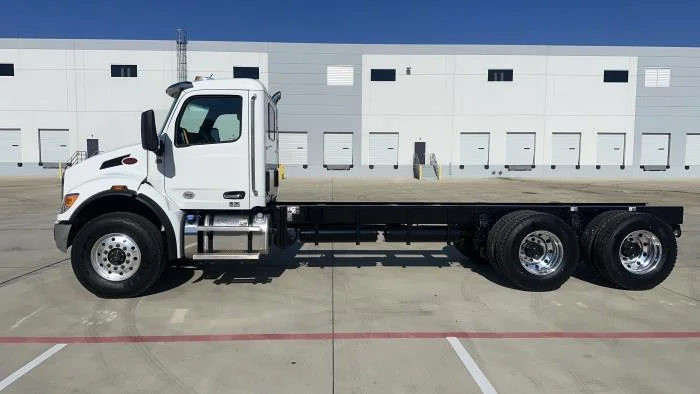 2026 Peterbilt 548 - image 8