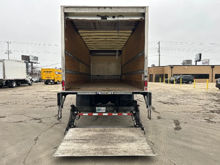 2020 Freightliner M2 112 - image 9