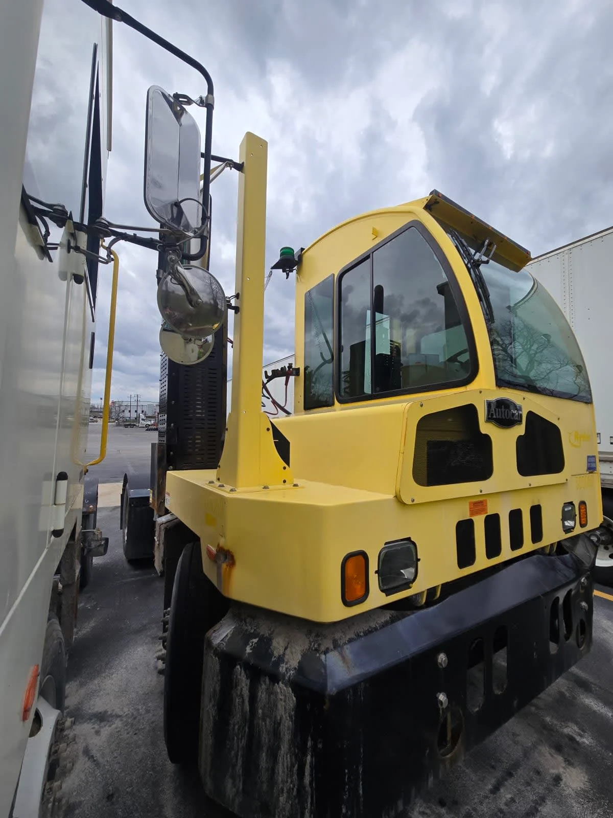 2021 Autocar in West Chester, OH — photo 3
