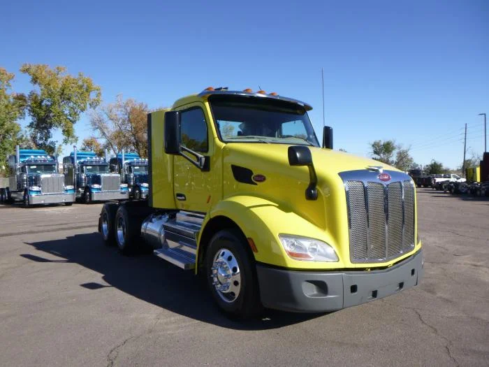 2021 Peterbilt 579 in Greeley, CO — photo 3