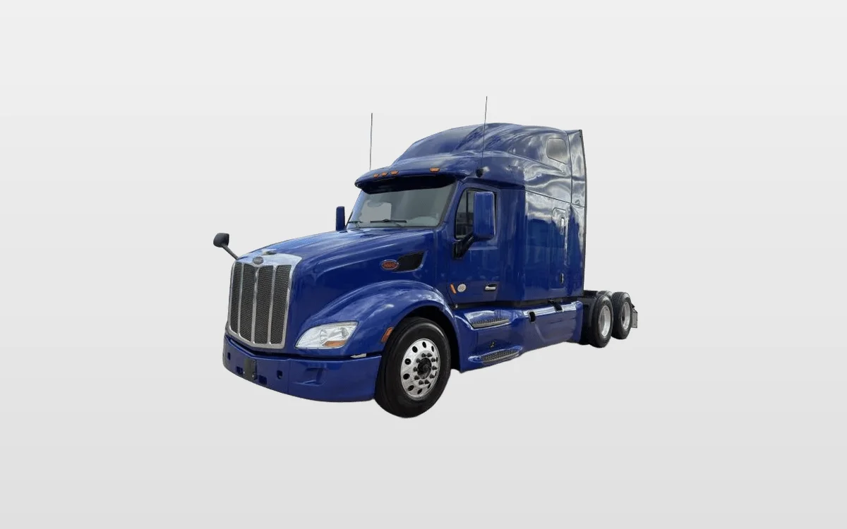 2022 Peterbilt 579 - image 1