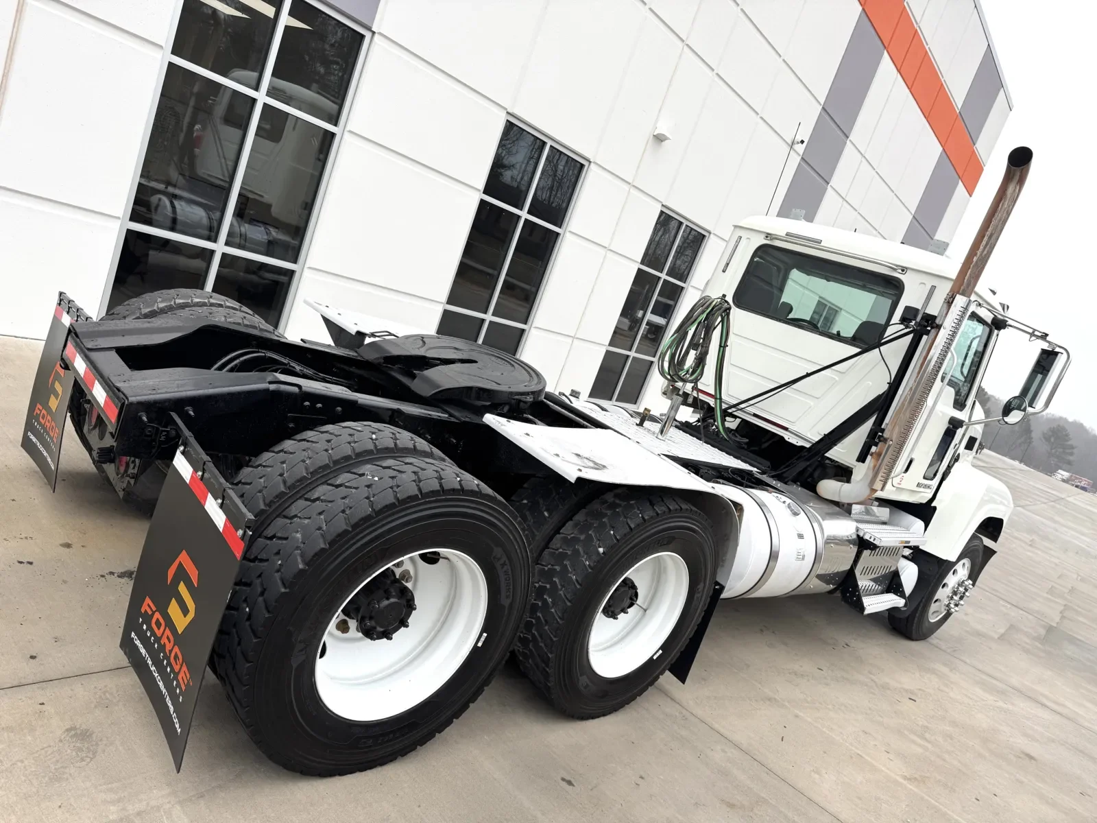 2016 Mack Pinnacle in Greer, SC — photo 11