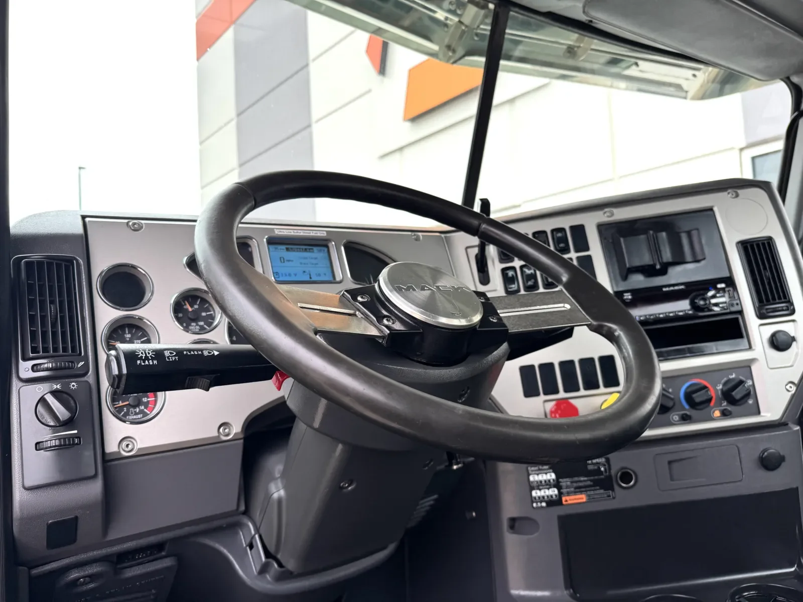 2016 Mack Pinnacle in Greer, SC — photo 15