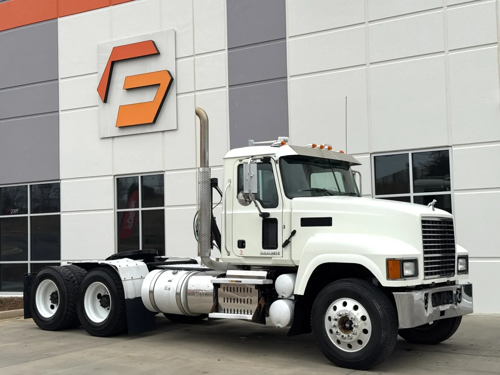 2016 Mack Pinnacle in Greer, SC