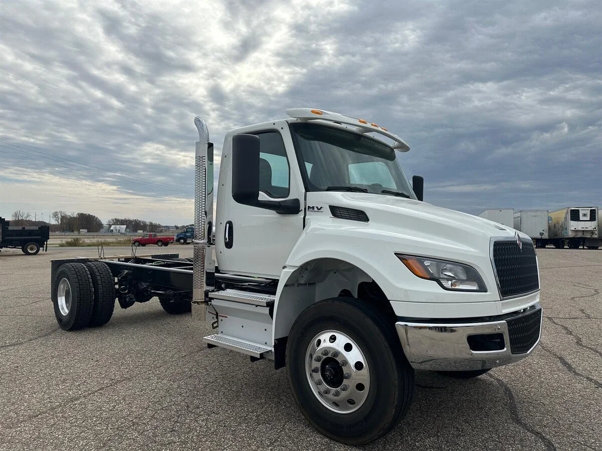 2026 International MV - image 2