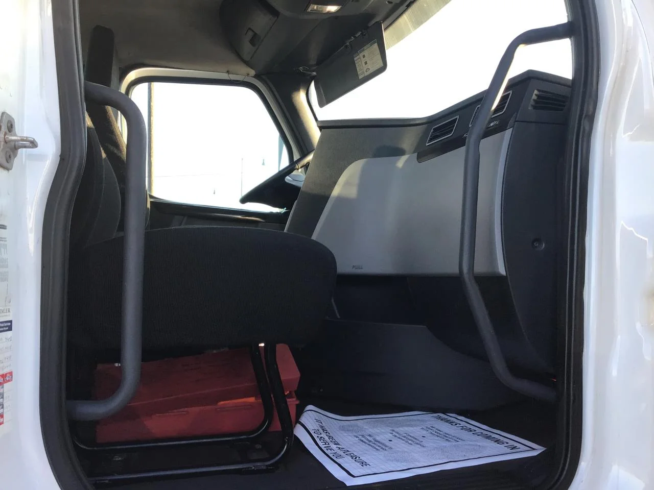 2018 Freightliner Cascadia in Spokane, WA — photo 4
