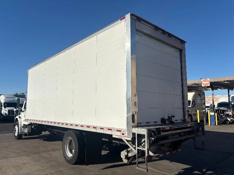 2020 Freightliner M2 106 in Phoenix, AZ — photo 6