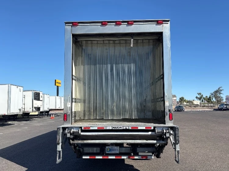 2020 Freightliner M2 106 in Phoenix, AZ — photo 8
