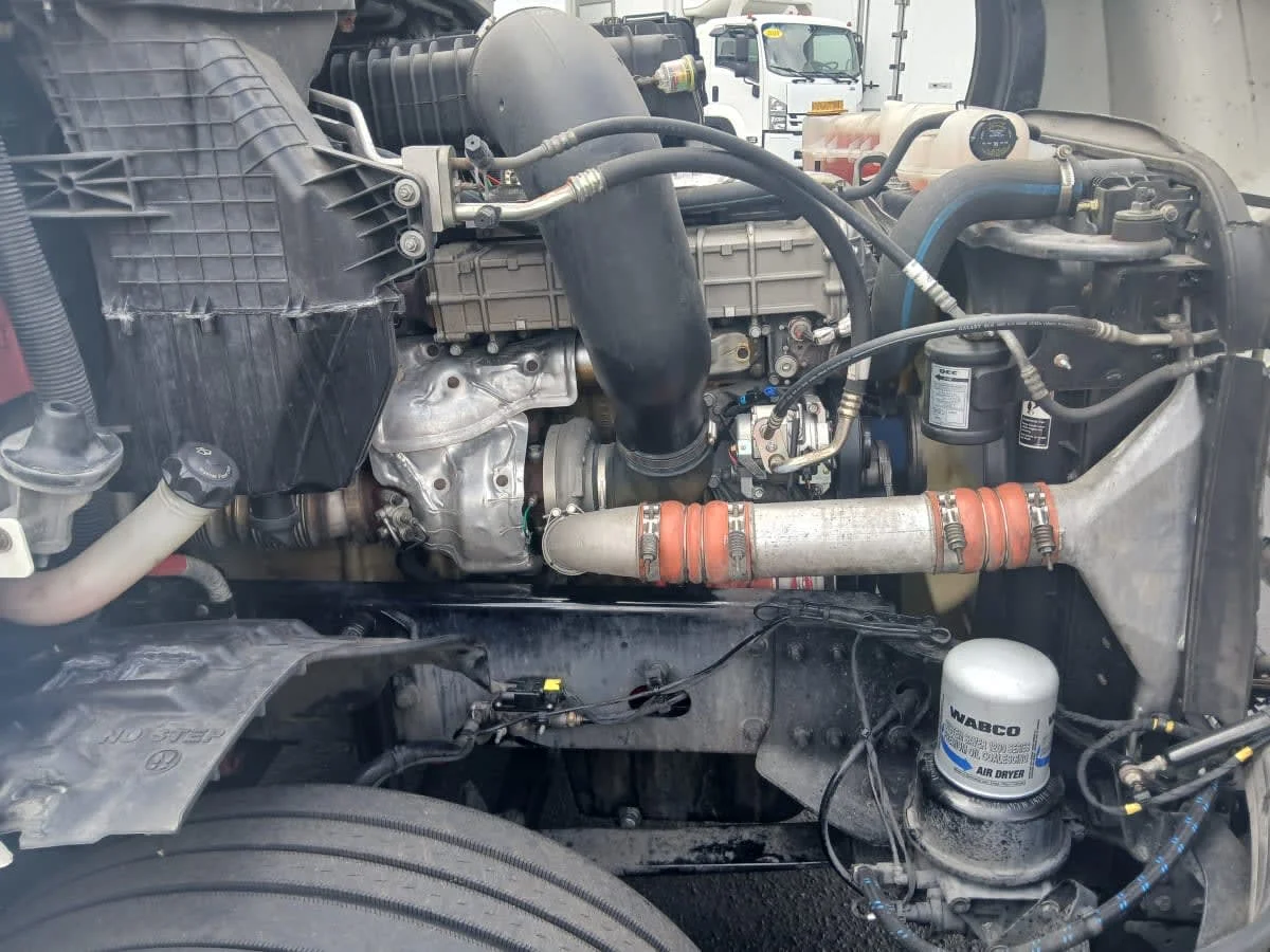 2020 Freightliner Cascadia in Jacksonville, FL — photo 10
