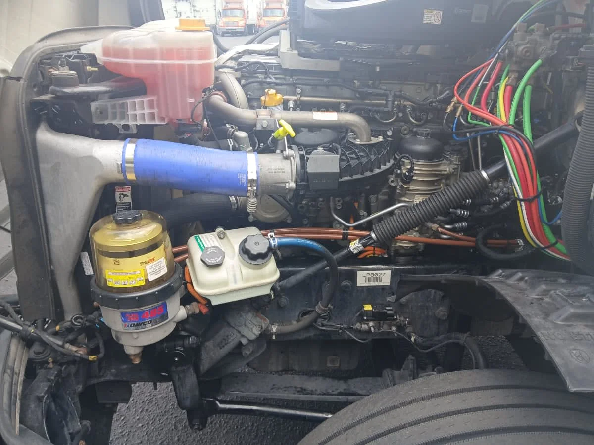 2020 Freightliner Cascadia in Jacksonville, FL — photo 8