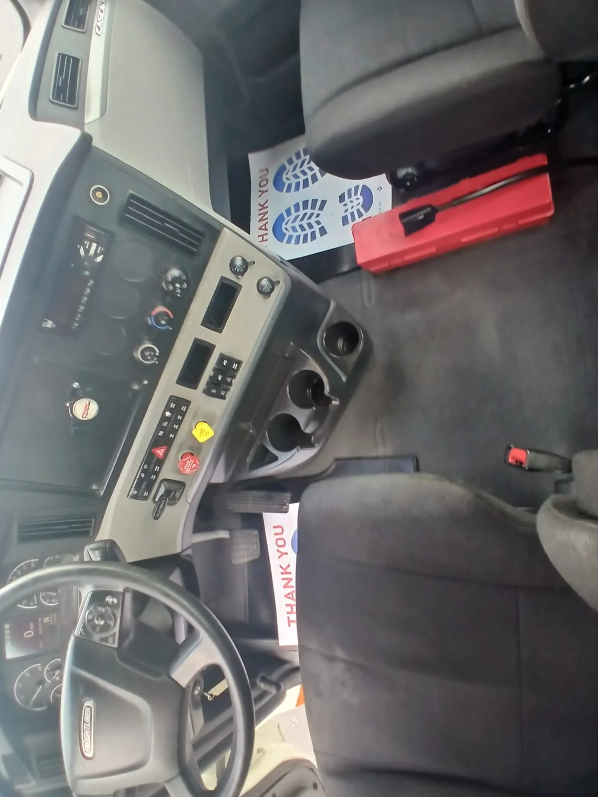 2020 Freightliner Cascadia in Jacksonville, FL — photo 7