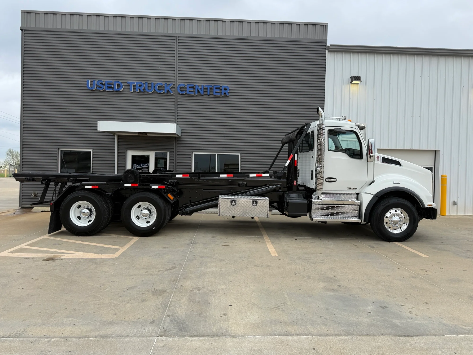 2020 Kenworth T880 in Oklahoma City, OK — photo 4