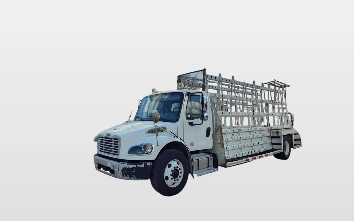 2021 Freightliner M2 106 - image 1