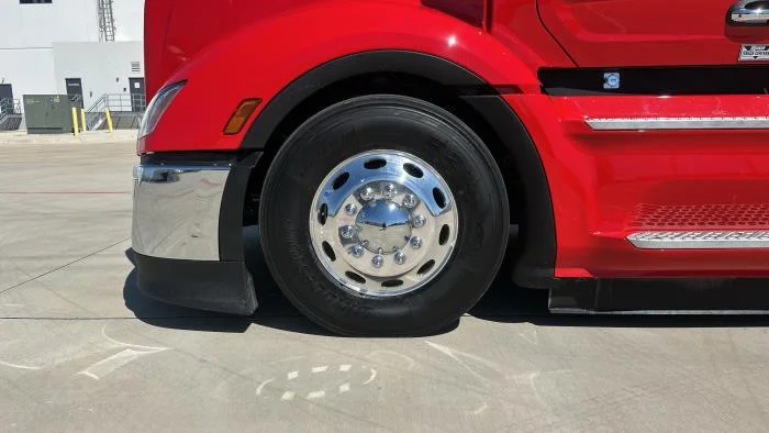 2026 Peterbilt 579 - image 10