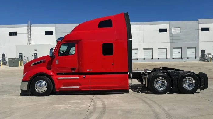 2026 Peterbilt 579 - image 9