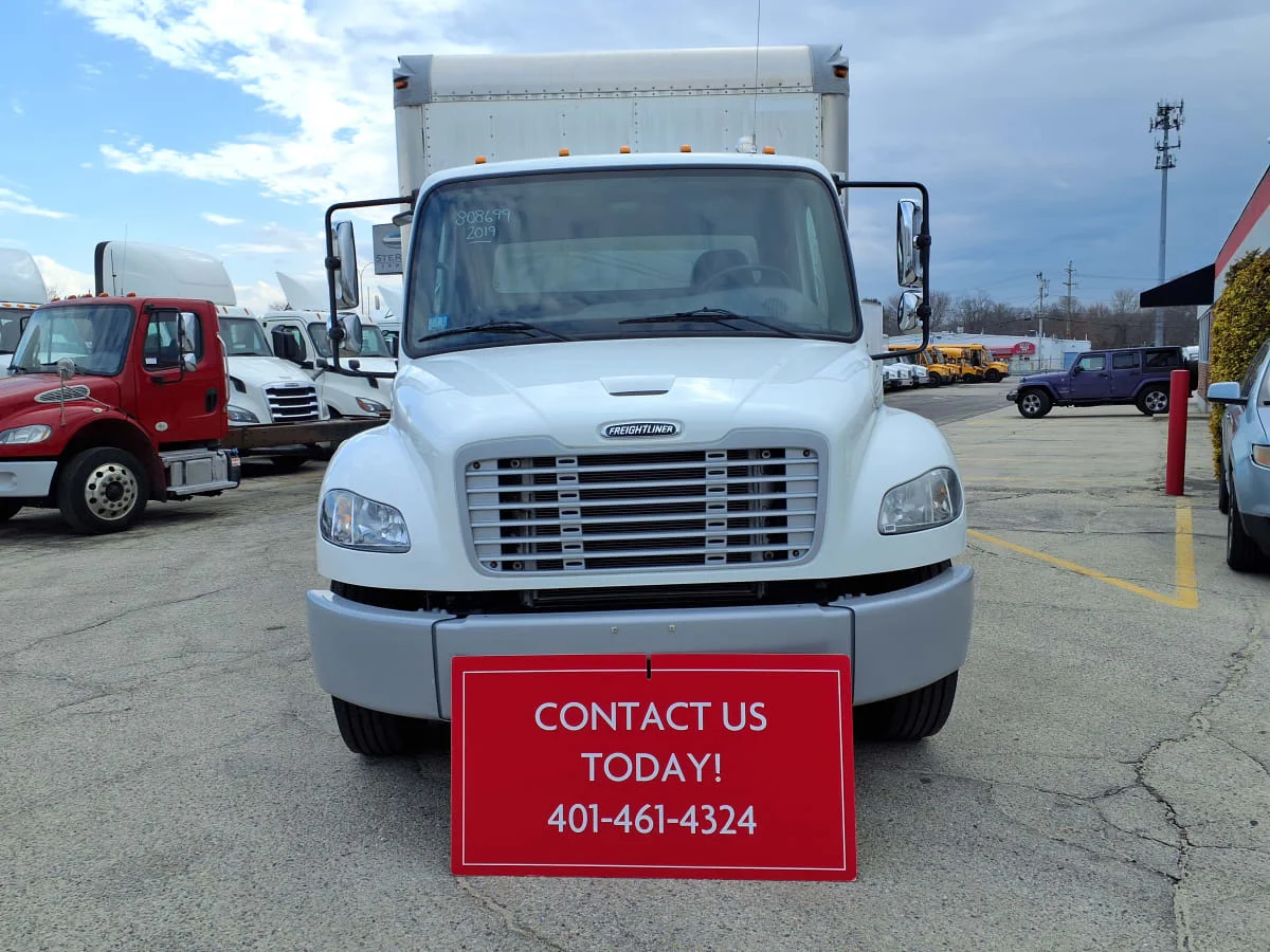 2019 Freightliner M2 106 in Warwick, RI — photo 2