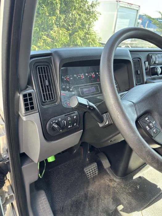 2022 International MV — photo 13