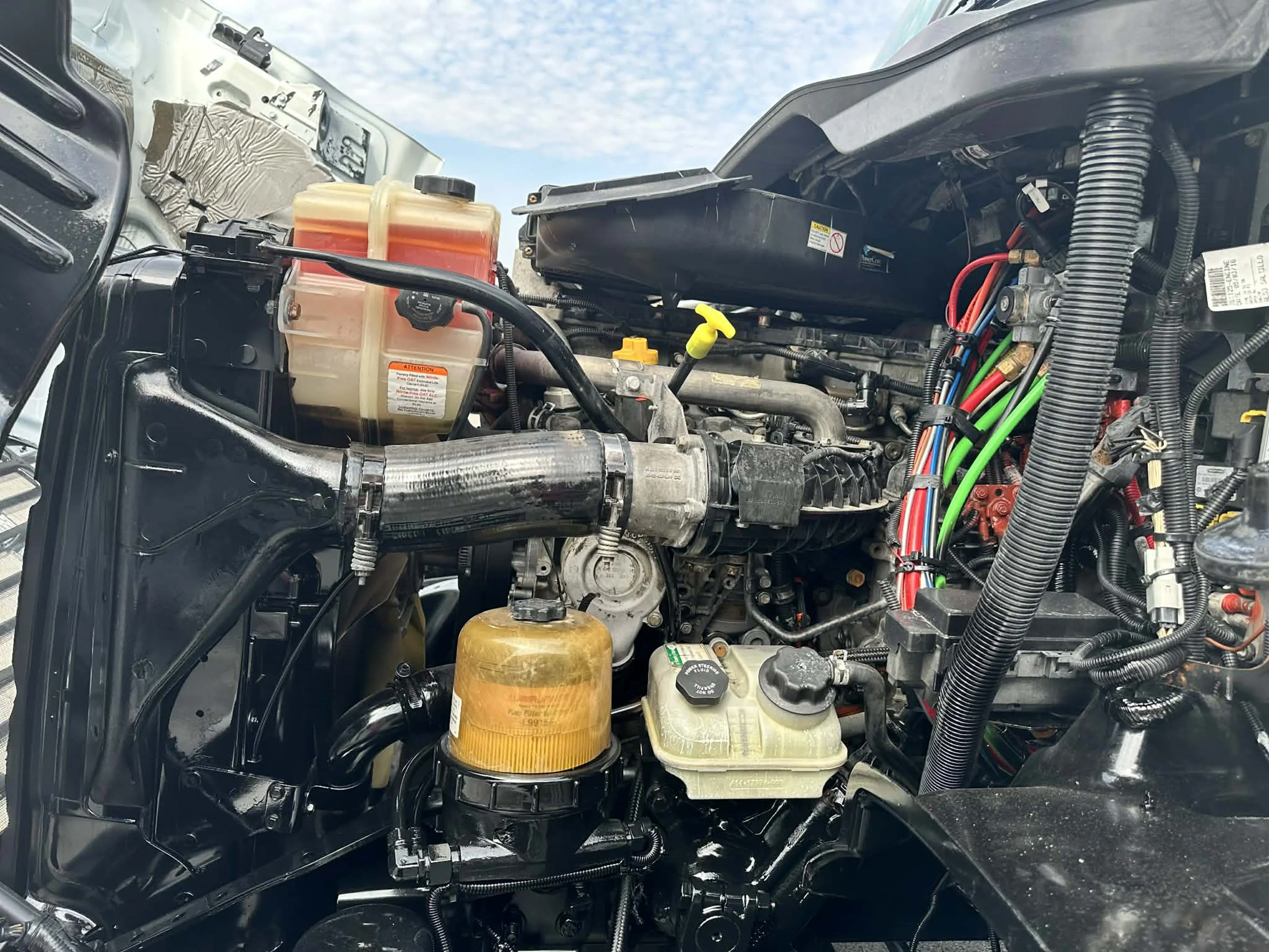 2017 Freightliner Cascadia - image 7