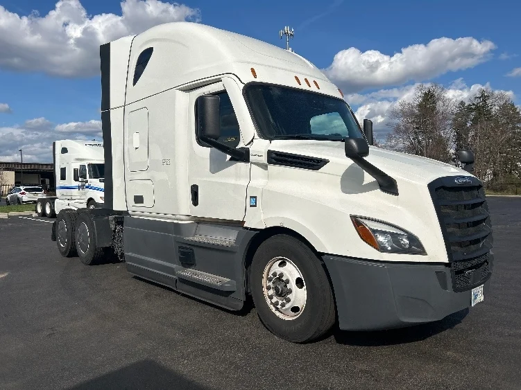 2023 Freightliner Cascadia in Cranbury, NJ
