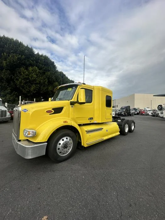 2024 Peterbilt 567 - image 10