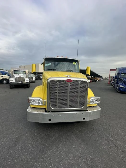 2024 Peterbilt 567 - image 3
