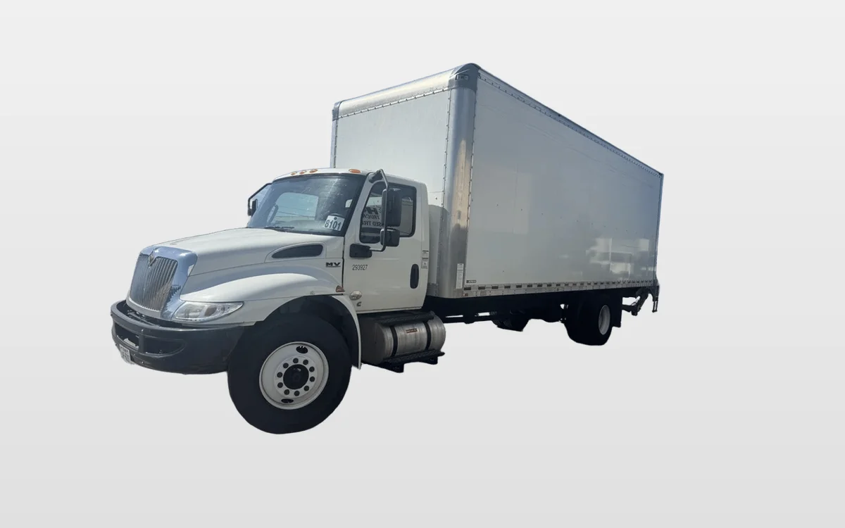 2020 International MV - image 1