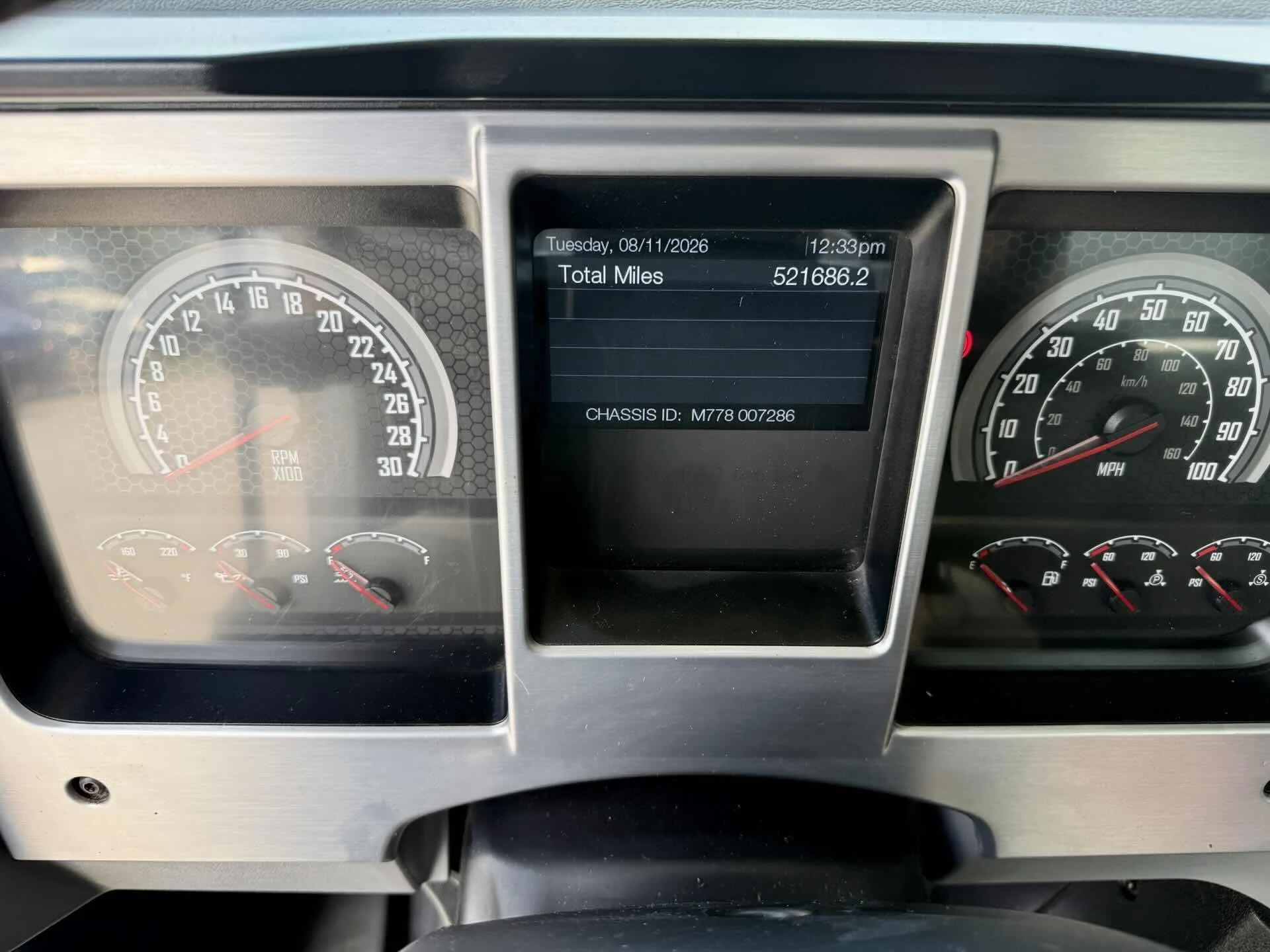 2020 Mack Pinnacle in Duluth, GA — photo 13
