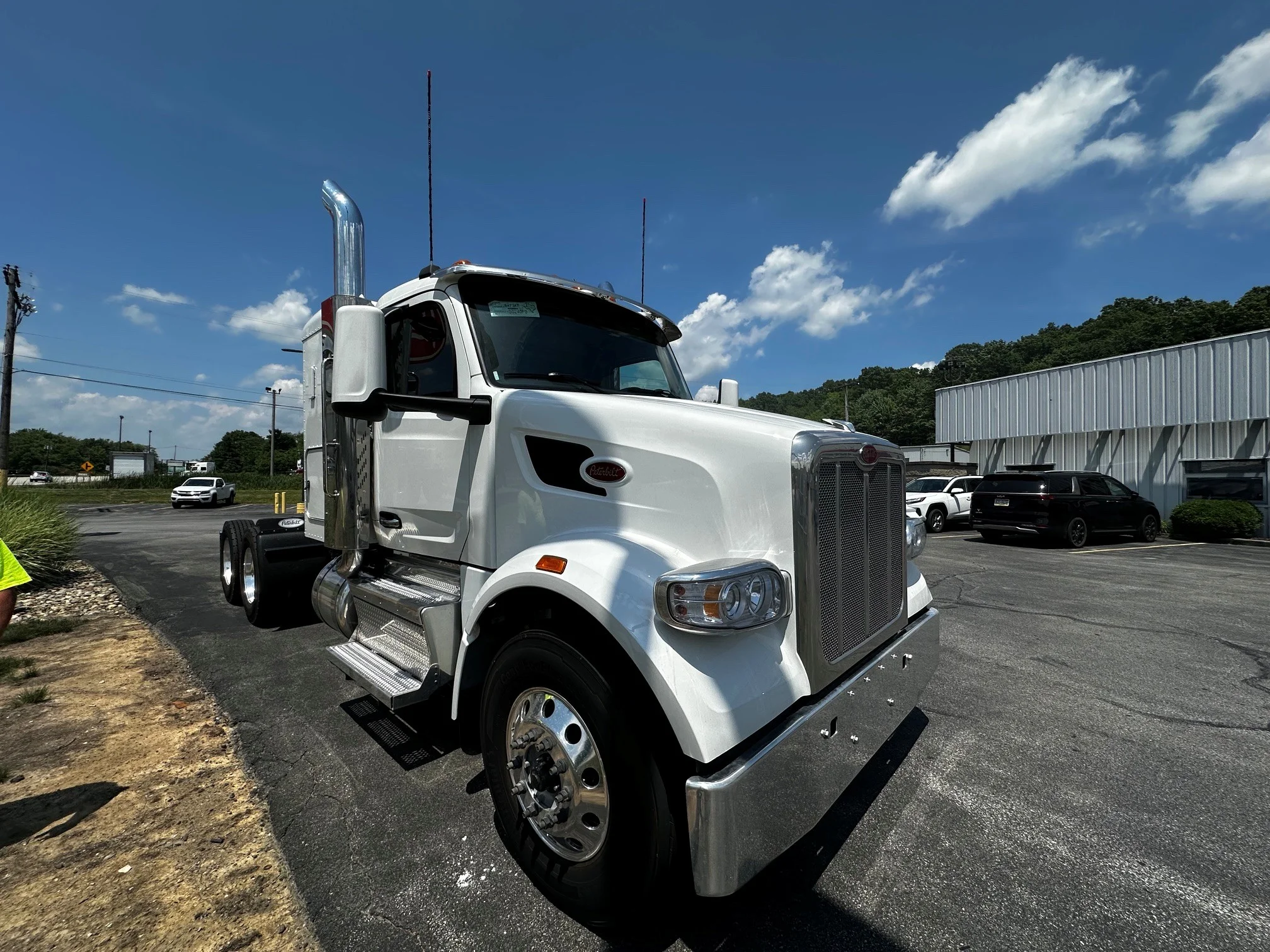 2027 Peterbilt 567 in Butler, PA — photo 10