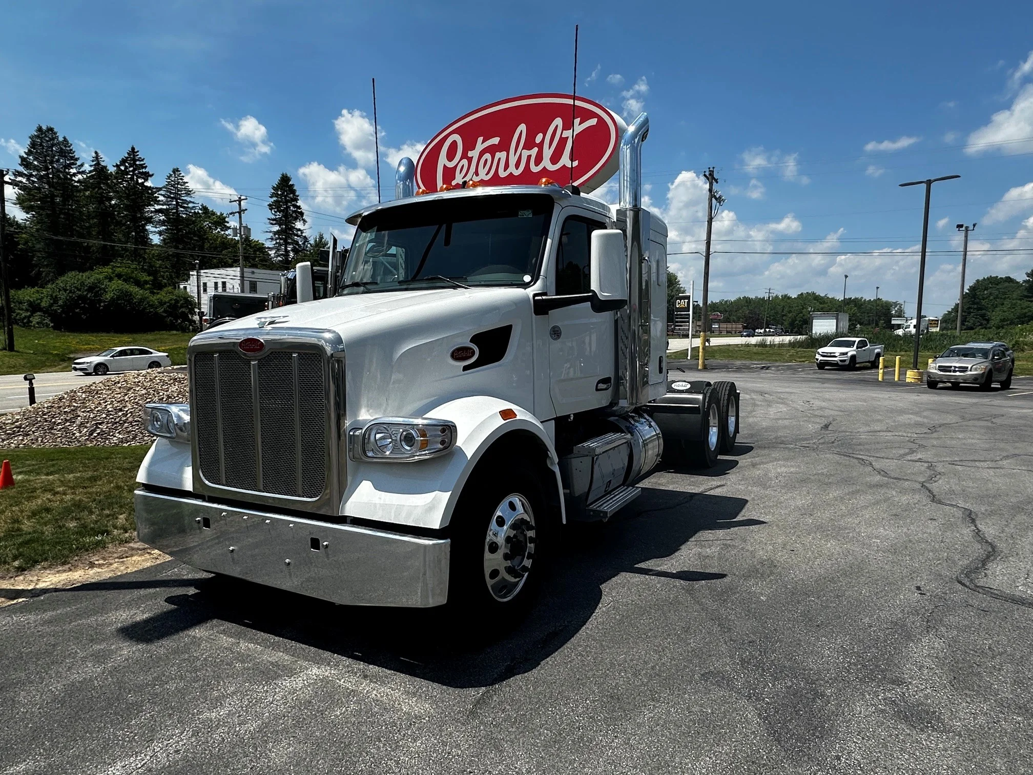 2027 Peterbilt 567