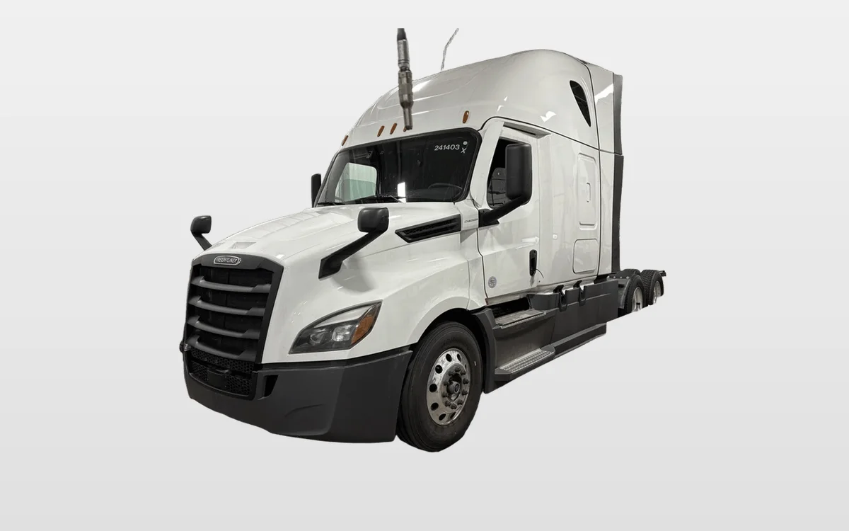 2024 Freightliner Cascadia - image 1