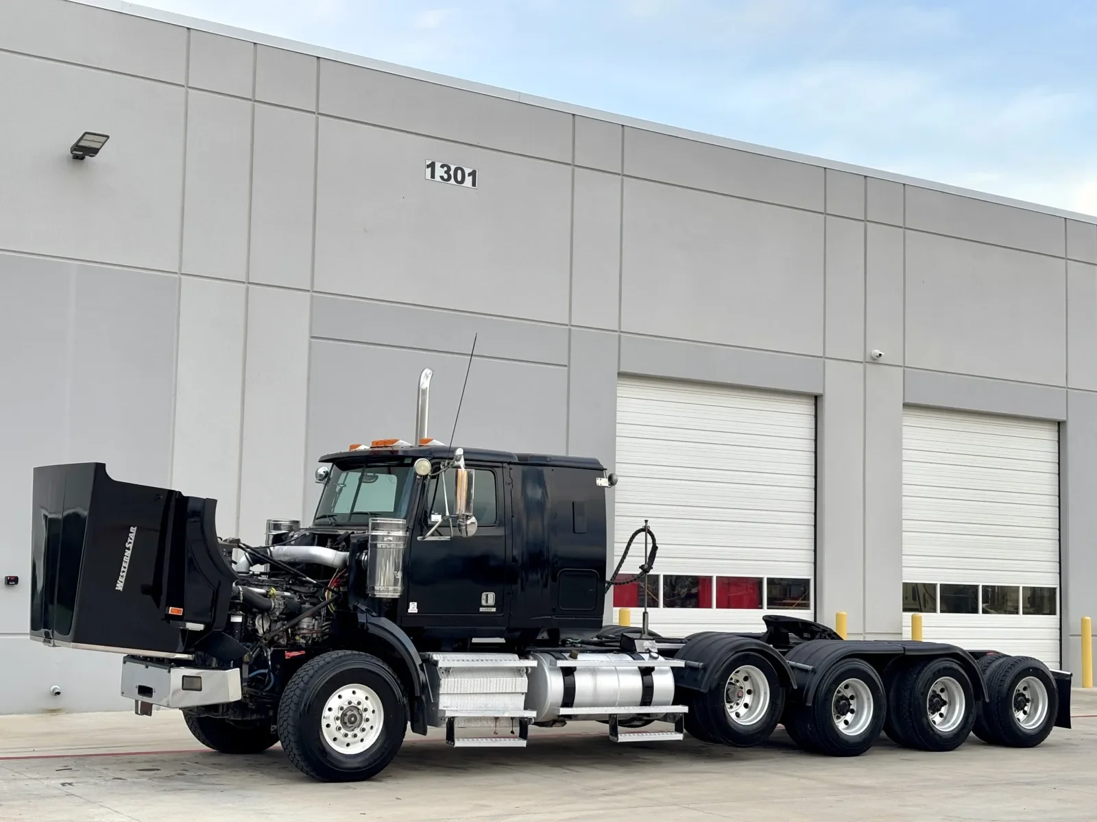 2013 Western Star 4900 in Hutchins, TX — photo 10