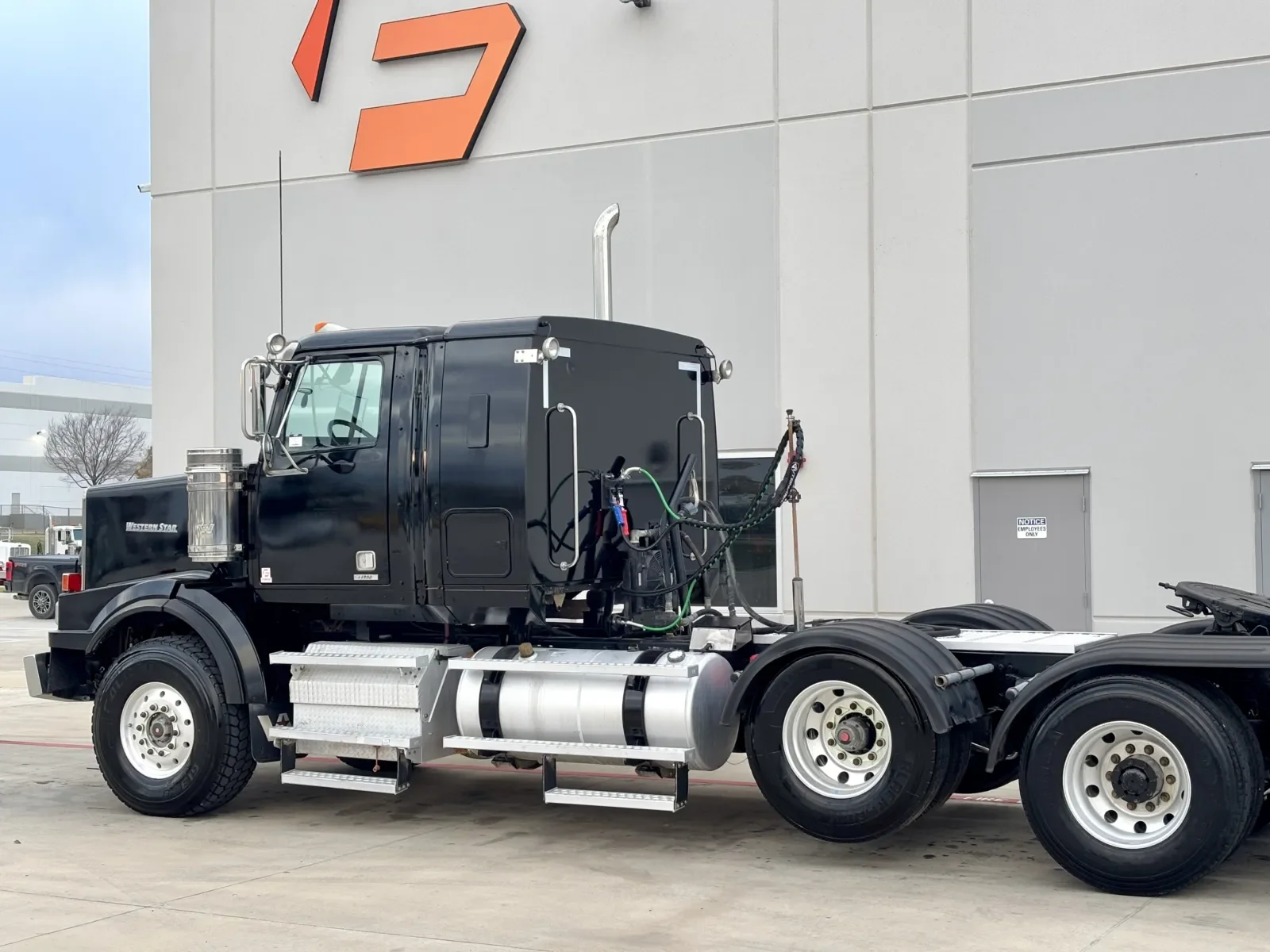 2013 Western Star 4900 in Hutchins, TX — photo 8