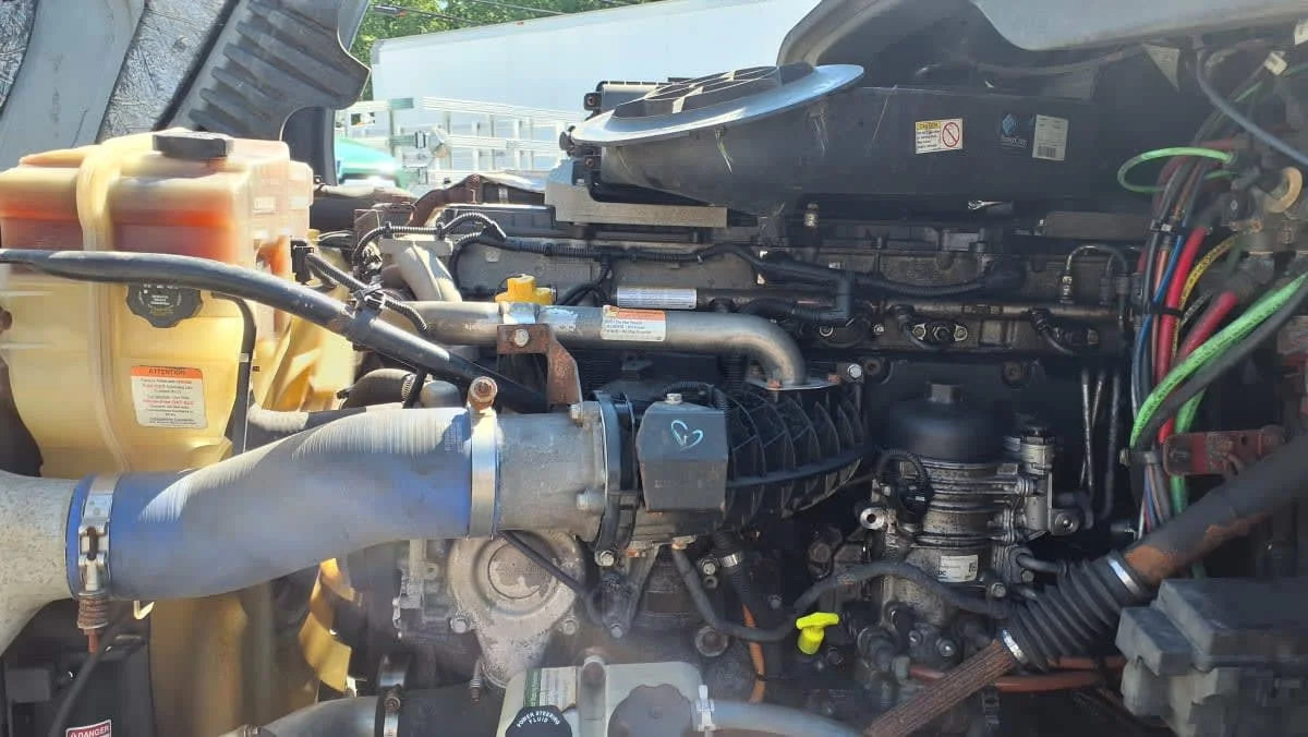 2019 Freightliner Cascadia in Warwick, RI — photo 8