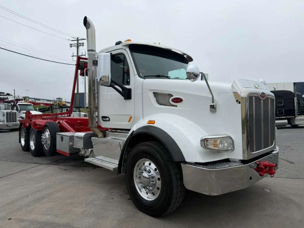 2017 Peterbilt 567 in Baltimore, MD — photo 7