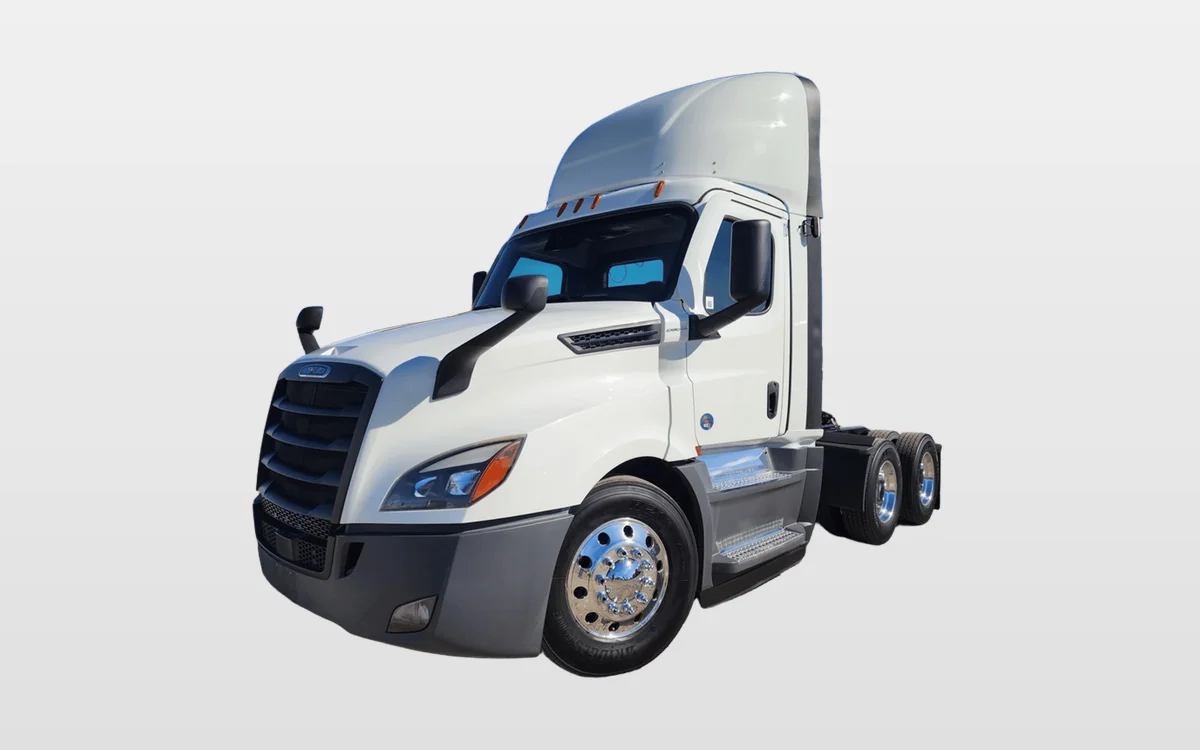 2022 FREIGHTLINER CASCADIA 126DC - image 1