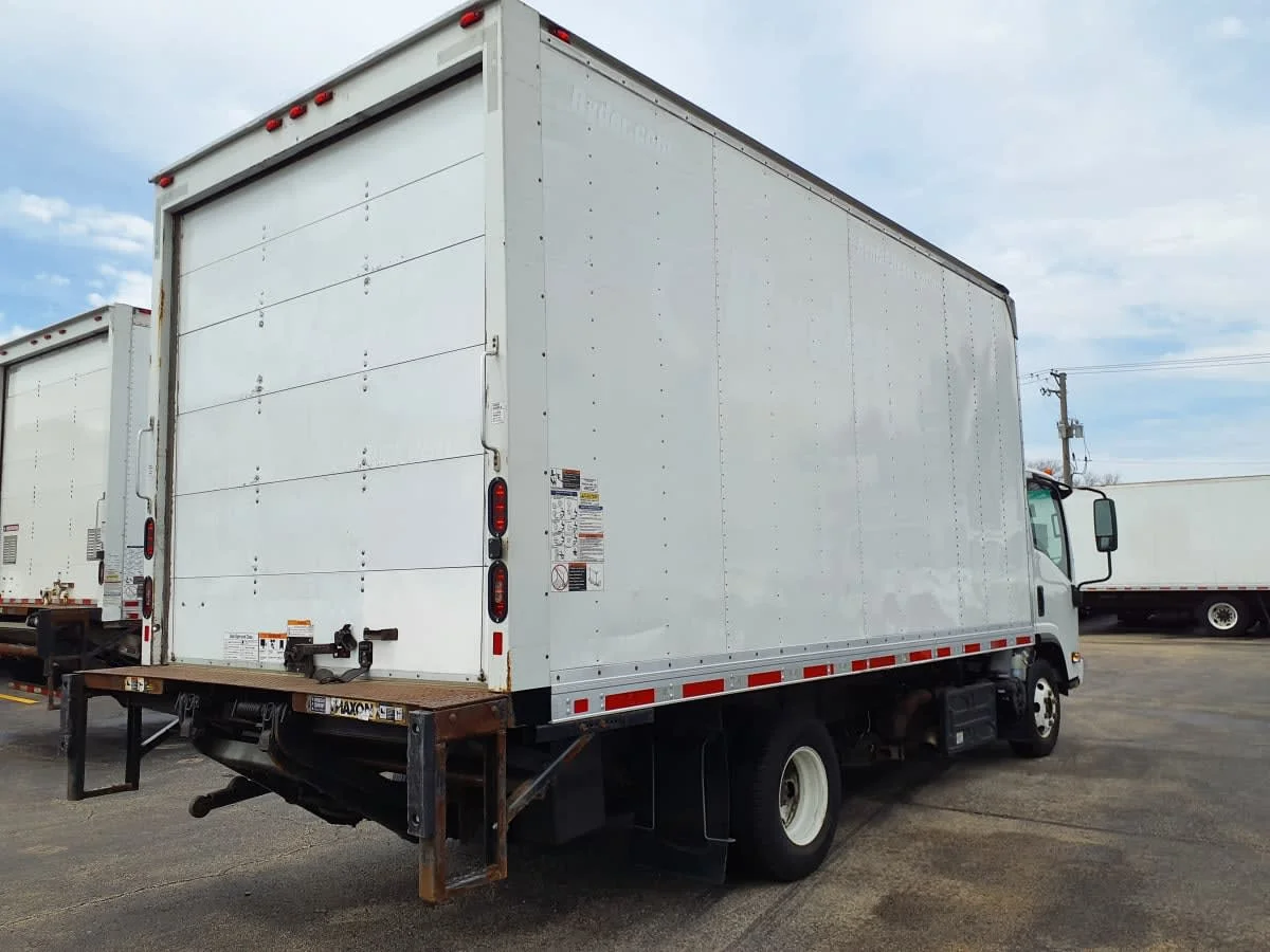 2019 Isuzu NPR - image 4