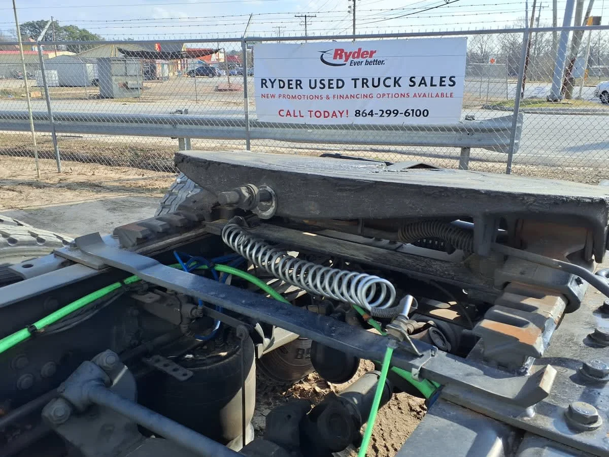 2020 Freightliner Cascadia in Greenville, SC — photo 14