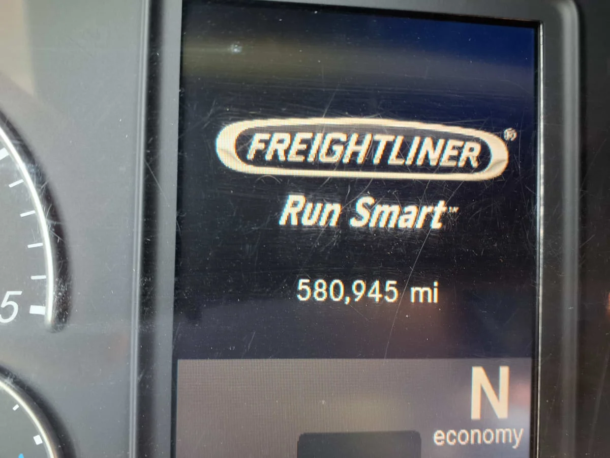 2020 Freightliner Cascadia in Greenville, SC — photo 9