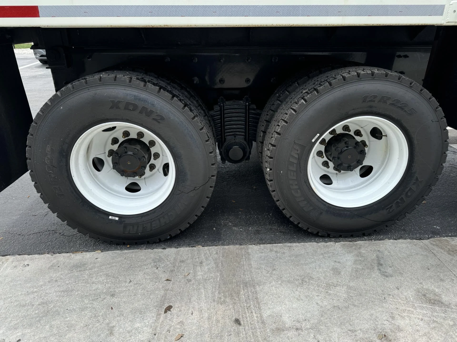 2023 Mack Granite - image 12