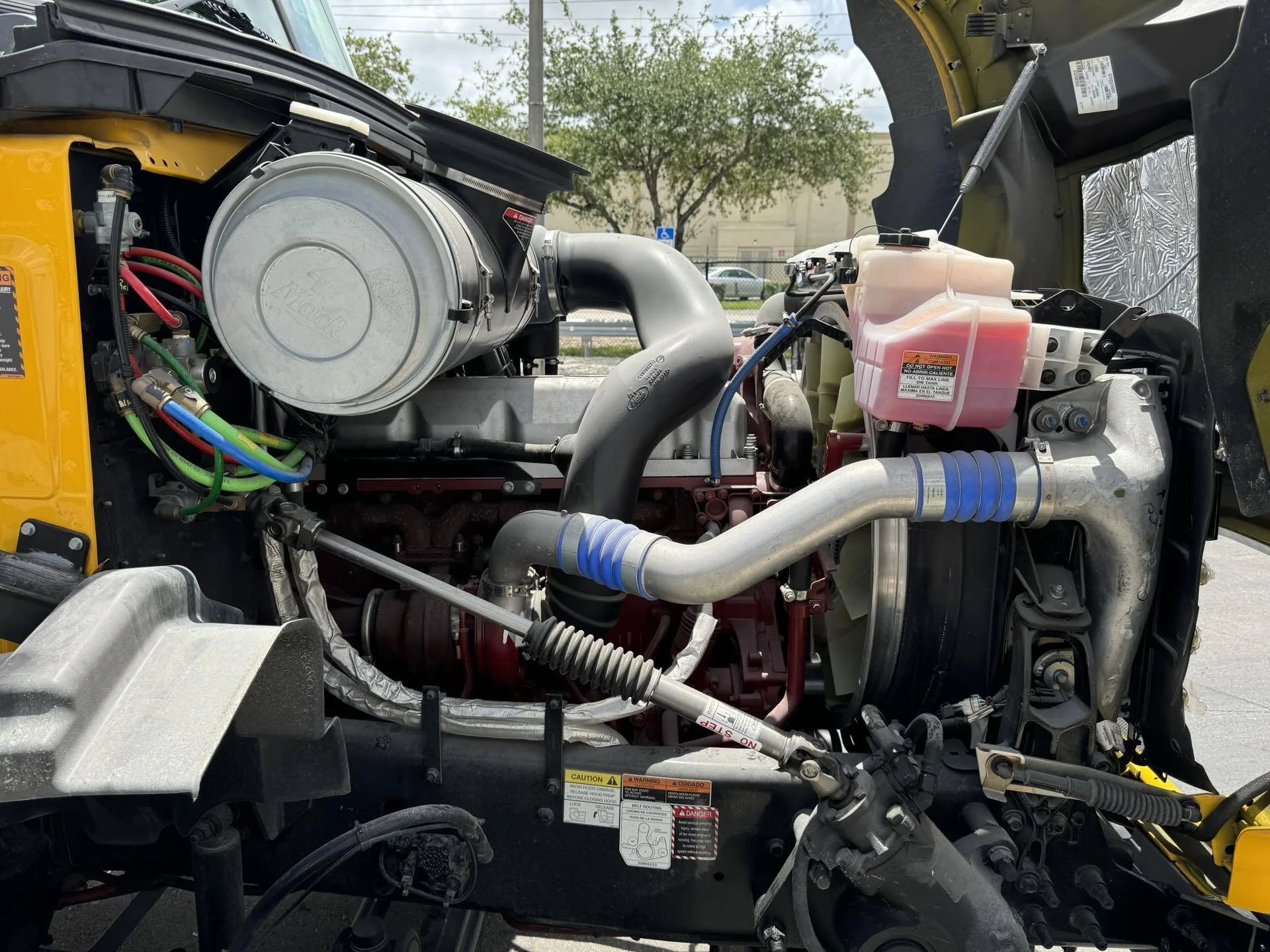 2023 Mack Granite - image 15