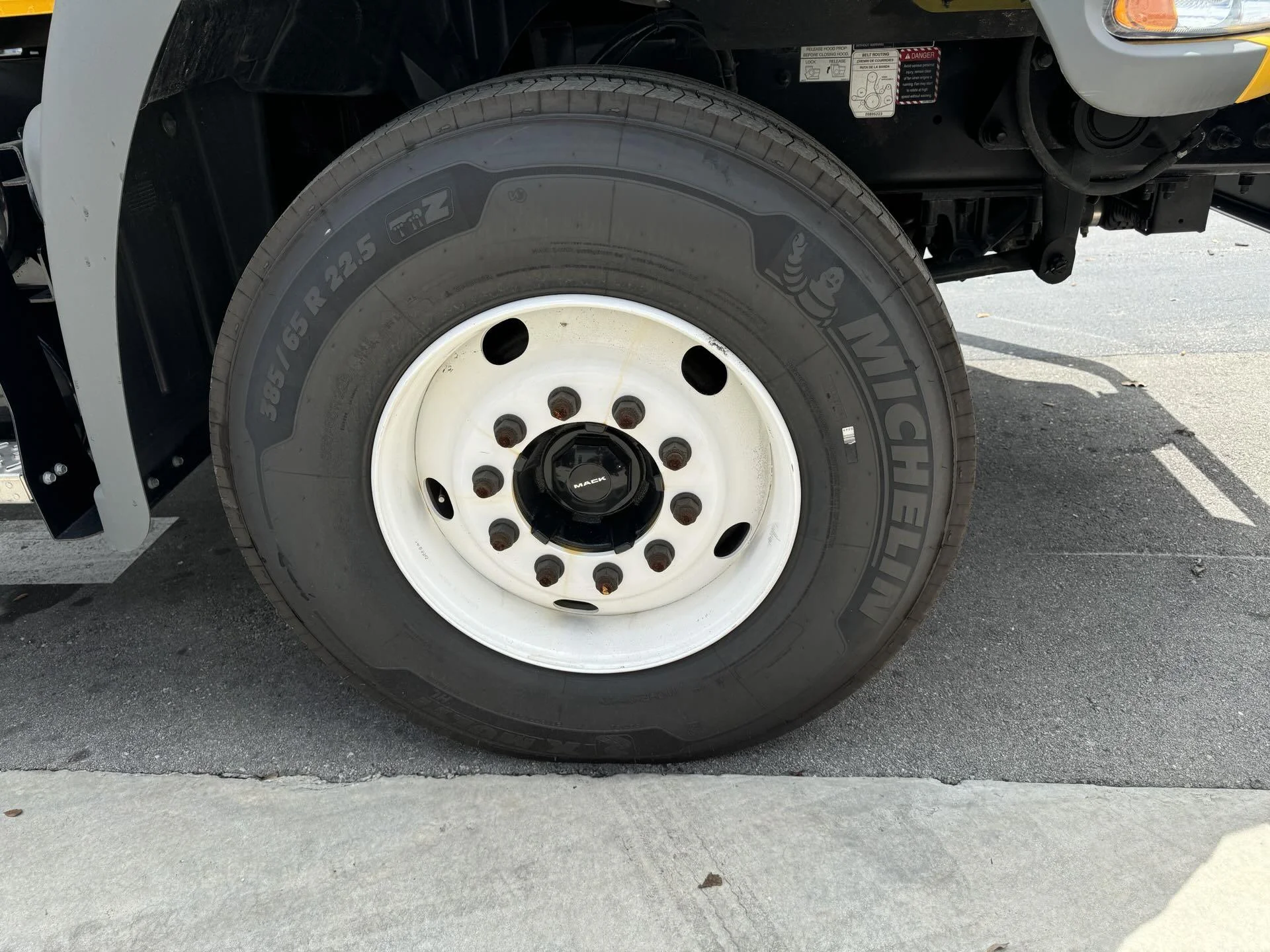 2023 Mack Granite in Miami, FL — photo 10